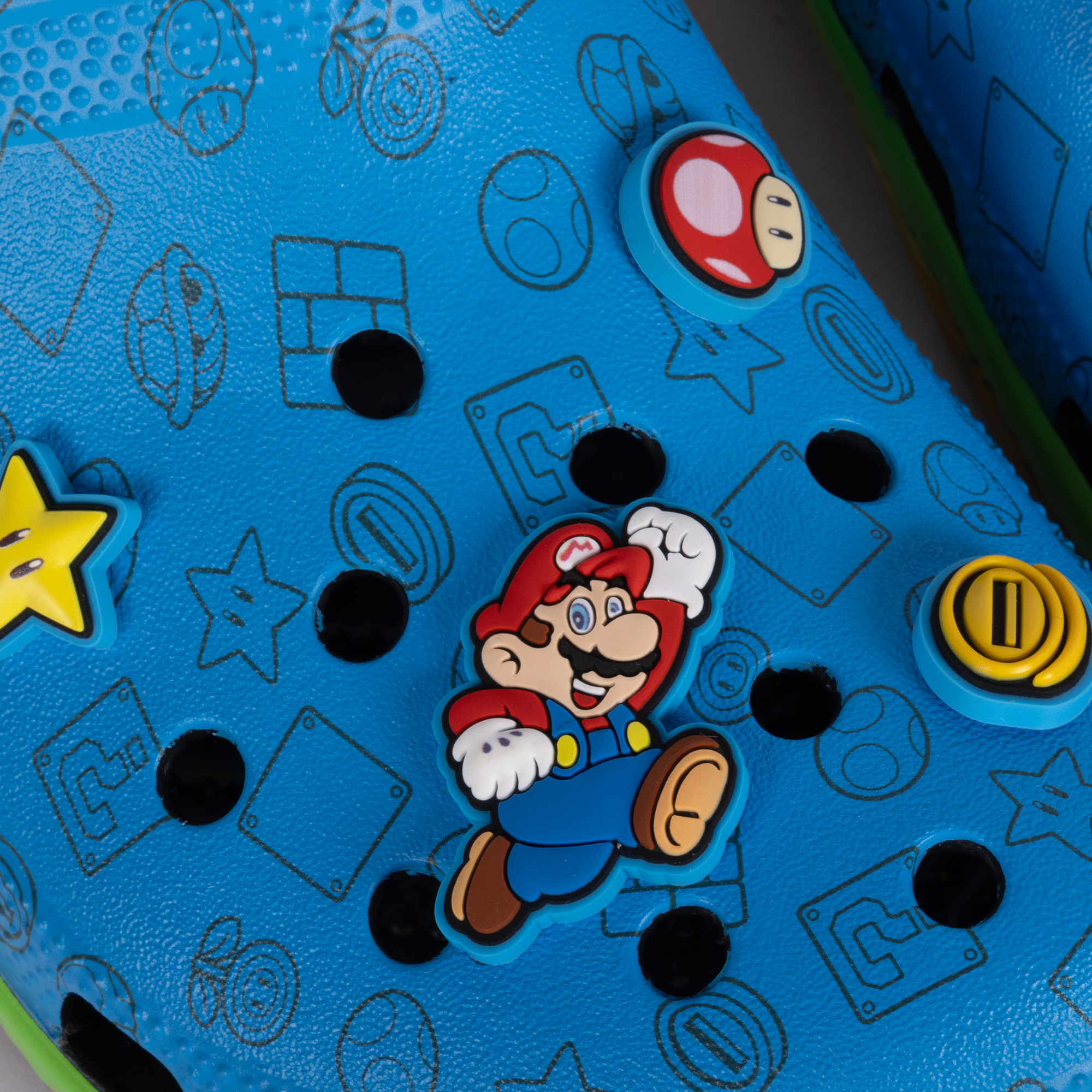 Crocs x Super Mario Core Classic Clog 212138-90H