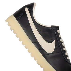 Nike Women's Astrograbber Leather Black/Muslin/Sail II1259-001