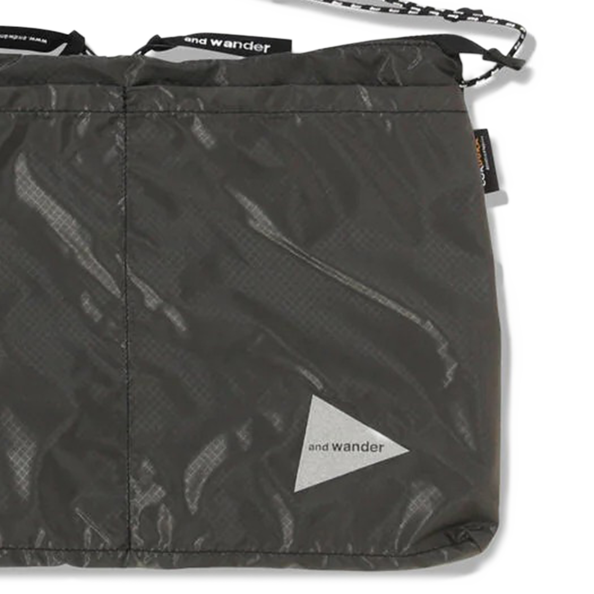 and wander Sil Sacoche Gray