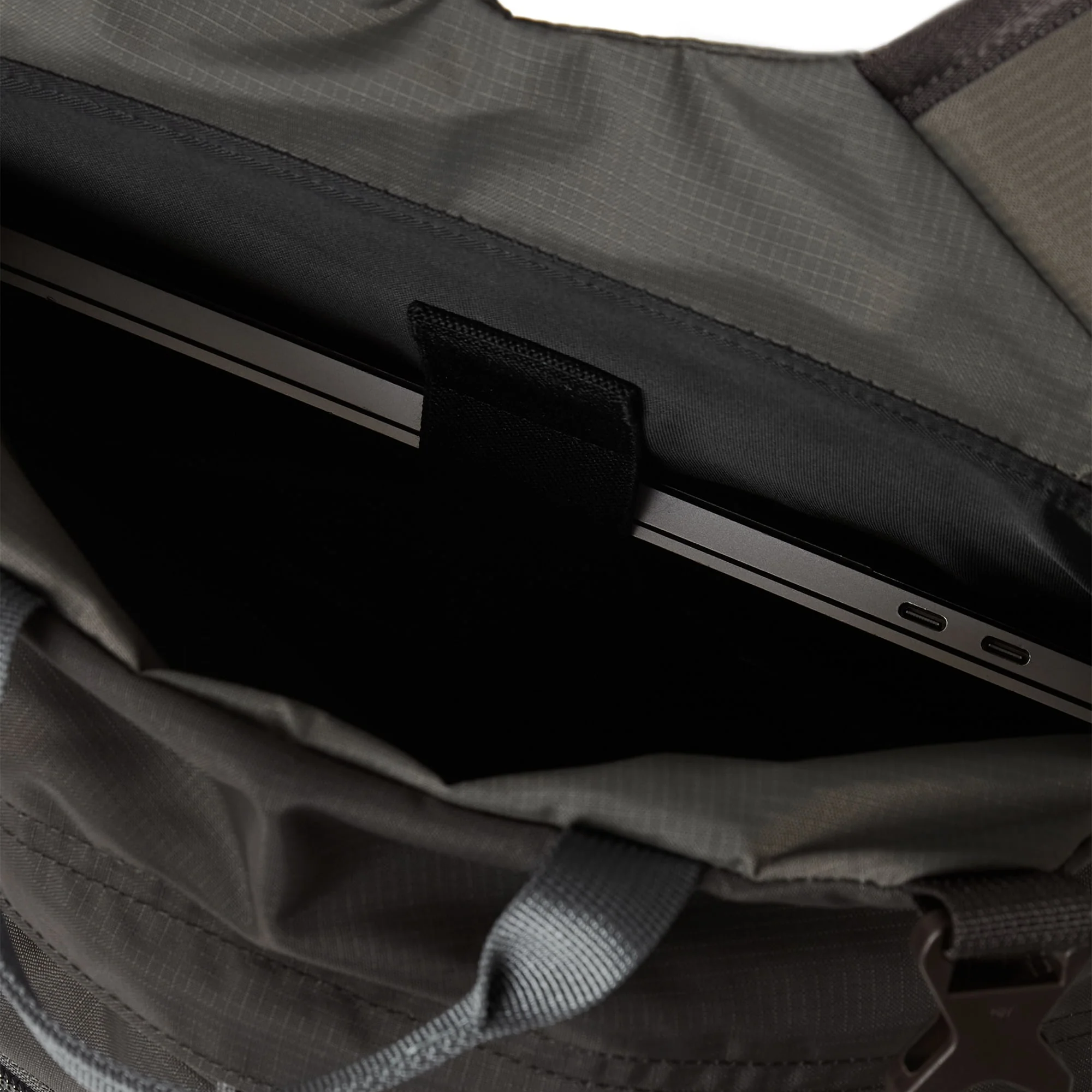 thisisneverthat SP-Logo Field Backpack 28 Charcoal