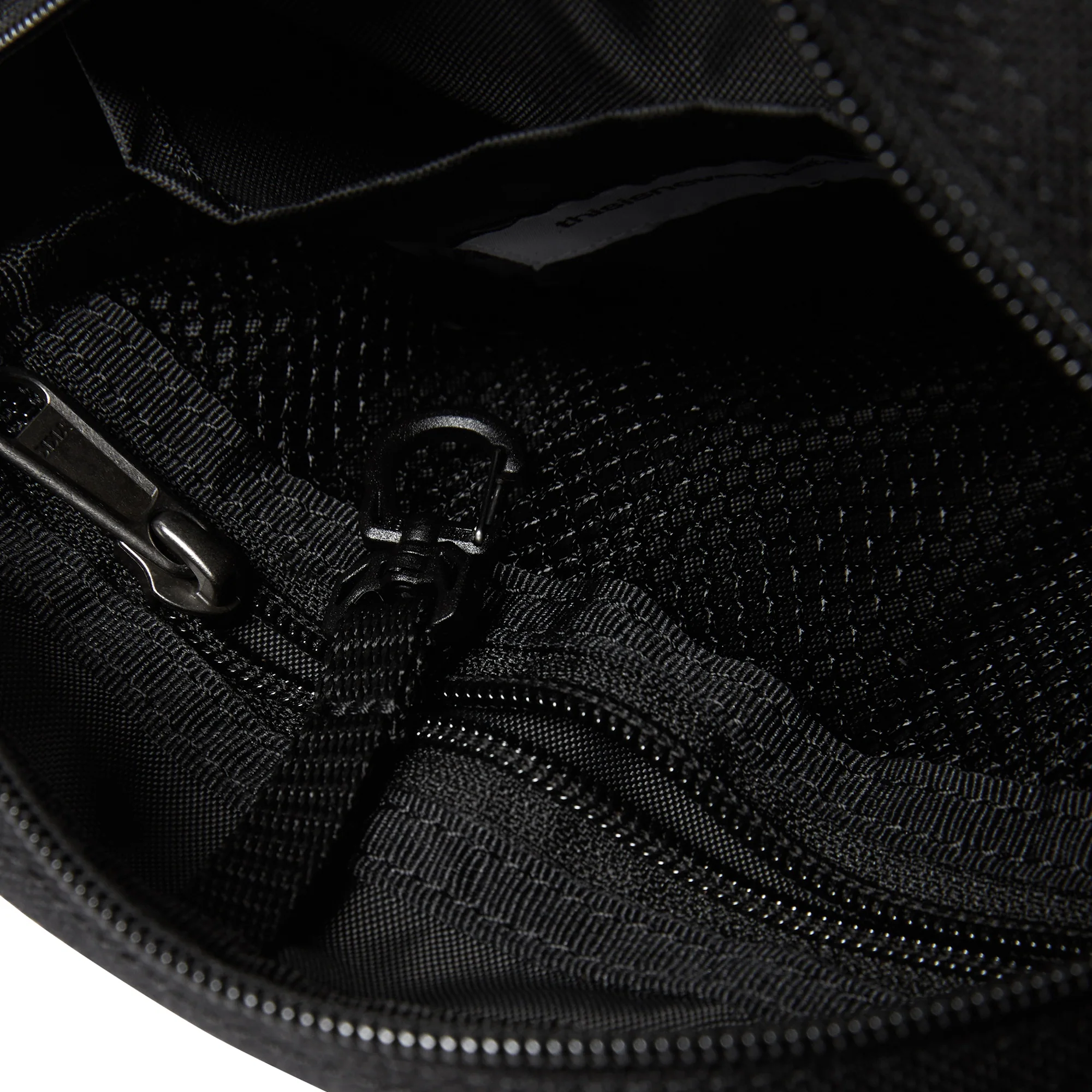 thisisneverthat T-Logo Shoulder Bag Black