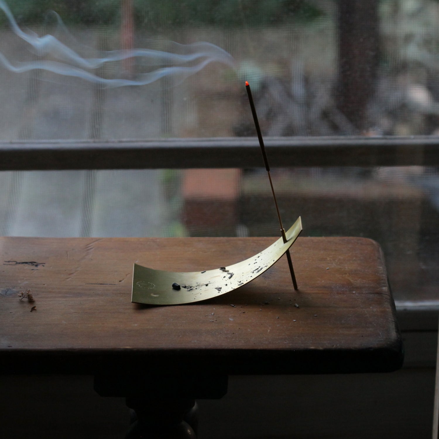 Apotheke Fragrance Brass Incense Stand