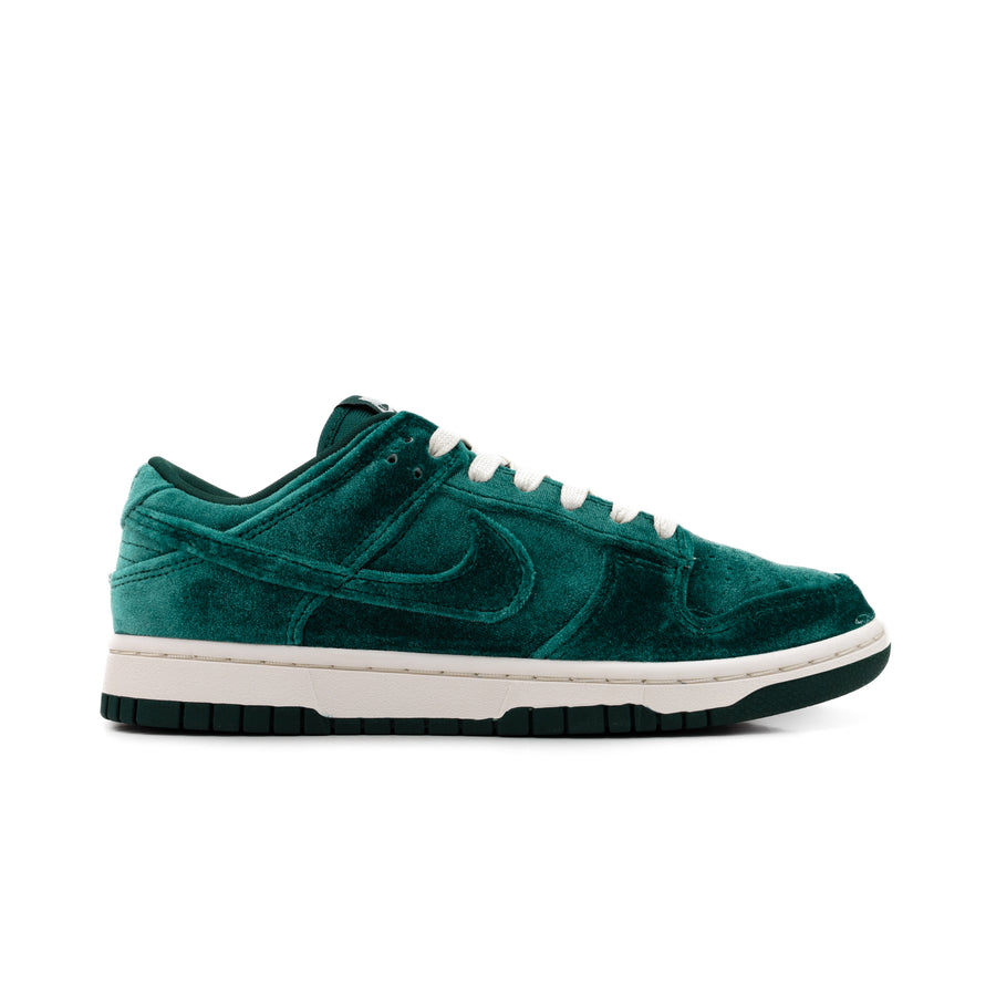 Nike Women's Dunk Low "Crushed Velvet" DZ5224-300