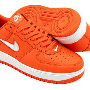 AIR FORCE 1 LOW RETRO COLOR OF THE MONTH - SAFETY ORANGE