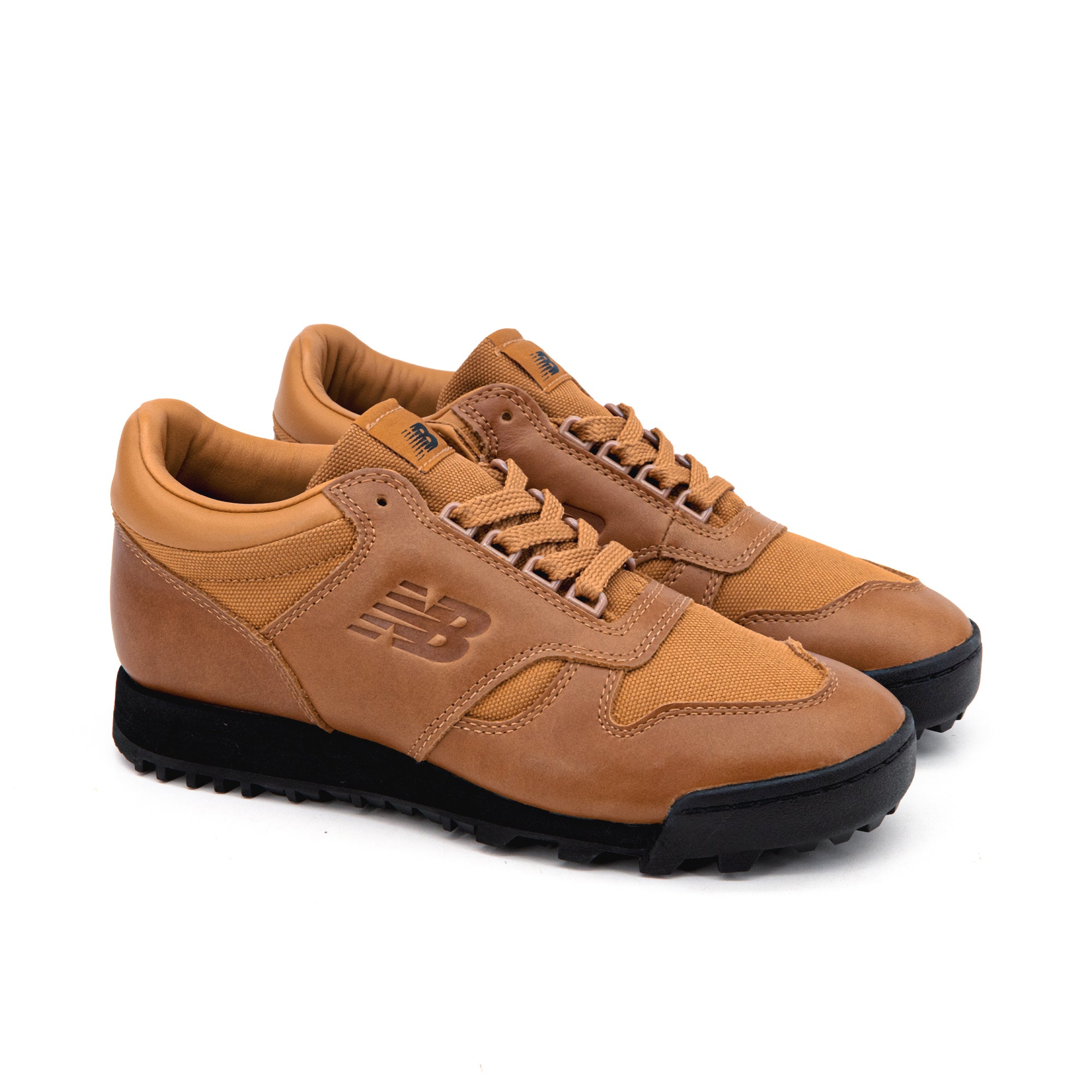 New Balance Rainier Low UALGSTBC