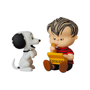 Medicom Toy Peanuts UDF Series 12: 50's Linus & Snoopy